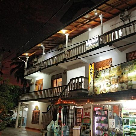 Sunny Mood Guest House Unawatuna Exterior photo