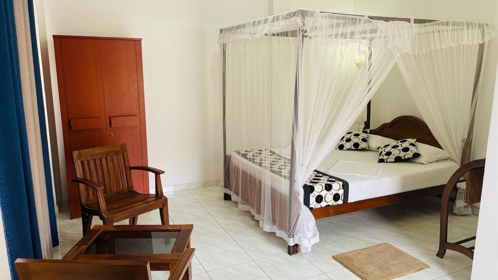Sunny Mood Guest House Unawatuna Exterior photo